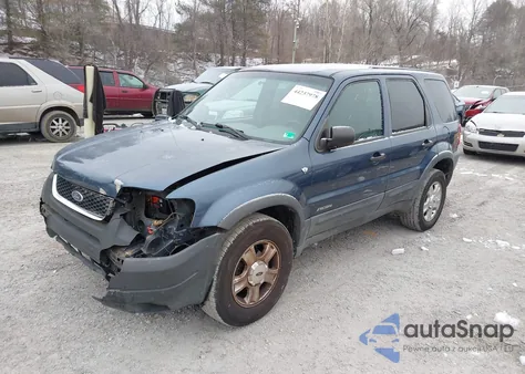 2001 Ford Escape Xlt from USA, damaged, VIN 1FMYU03121KC55875